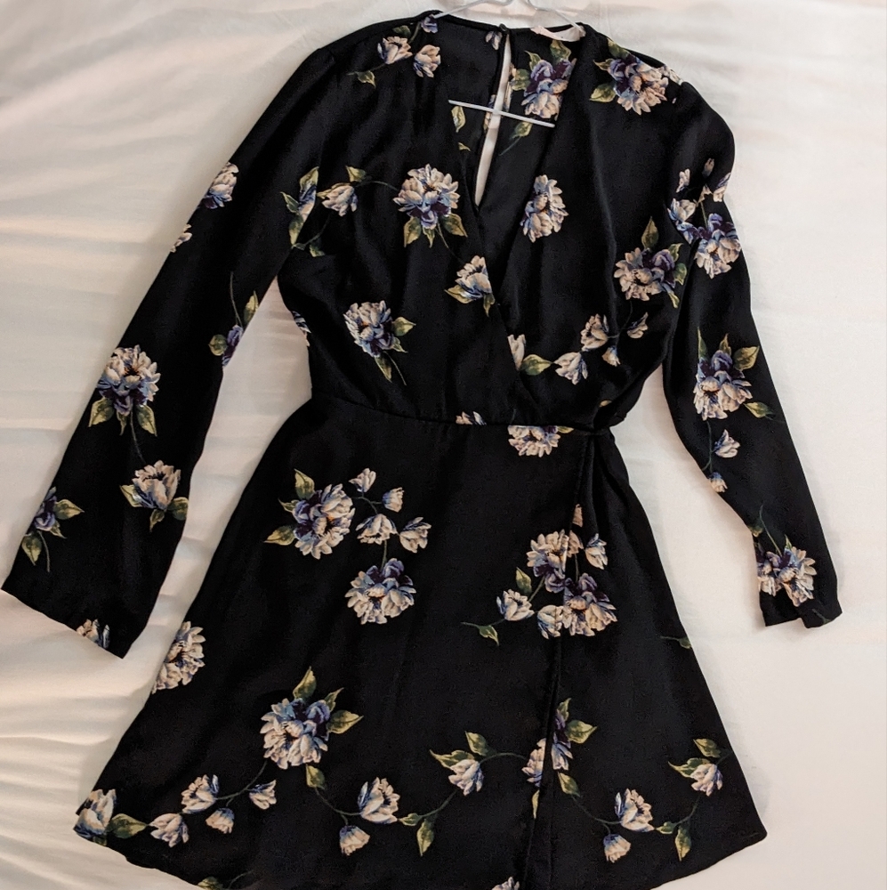 Long sleeve floral wrap dress